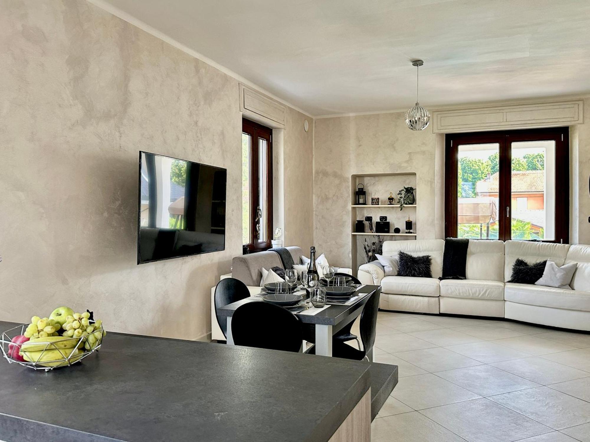 Appartamento In Villa Con Piscina Privata E Jacuzzi Ad Uso Esclusivo Rivarolo Canavese Bagian luar foto